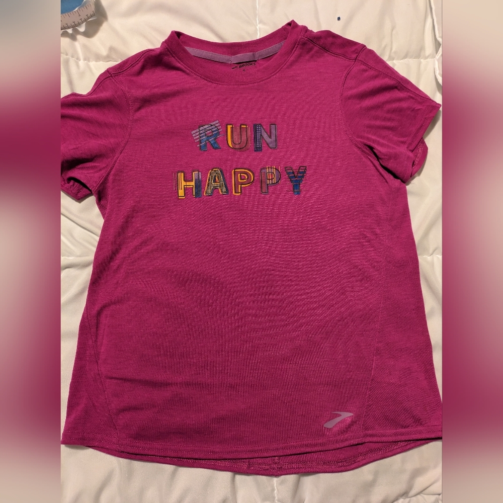 Brooks running tee shirt